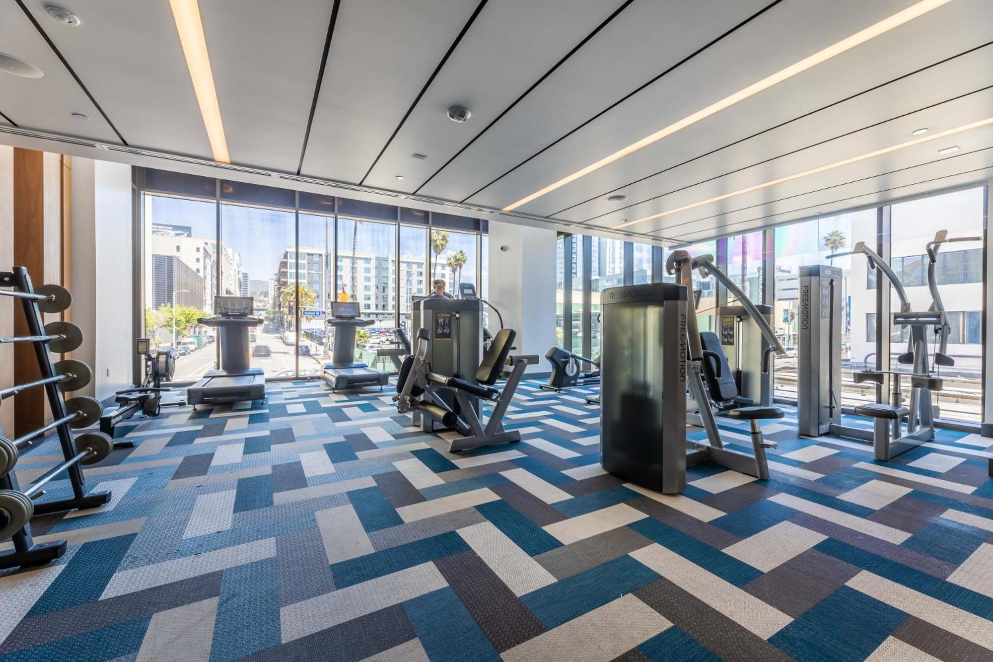 Luxury Hollywood - Pool/gym/parking Appartement Los Angeles