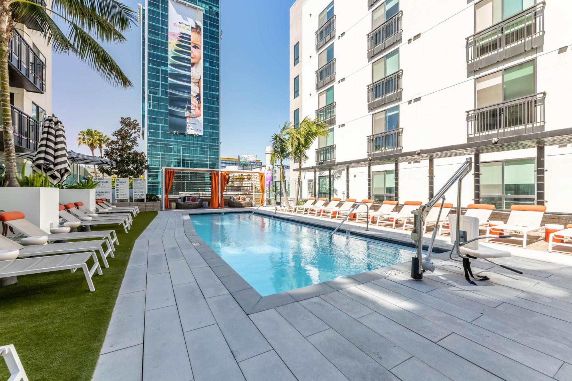 Luxury Hollywood - Pool/gym/parking Appartement